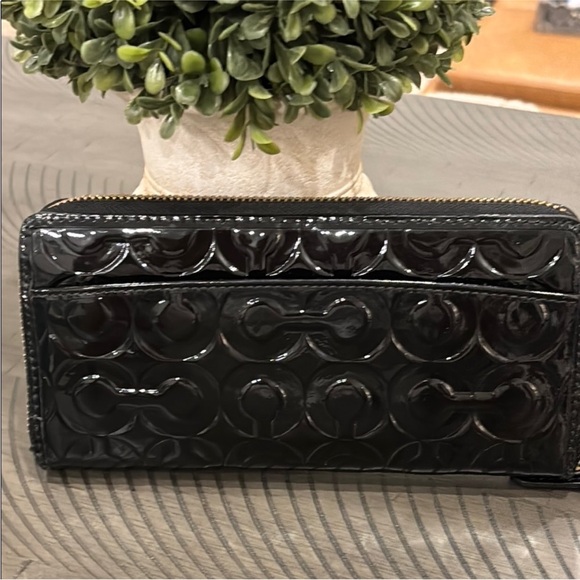 Coach Black Patent Leather Wallet - Picture 13 of 15